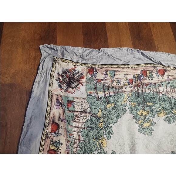 Liberty of London Scarf colonial print ladies gentlemen square 26 x 27 gray red - Picture 7 of 10